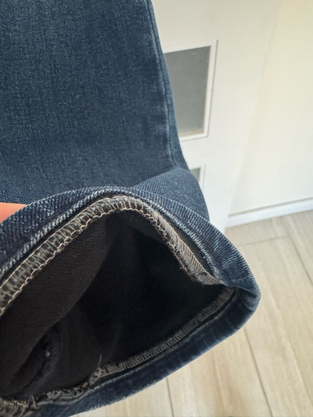 Kut from the Kloth Natalie Bootcut High Rise - Picture 3 of 7